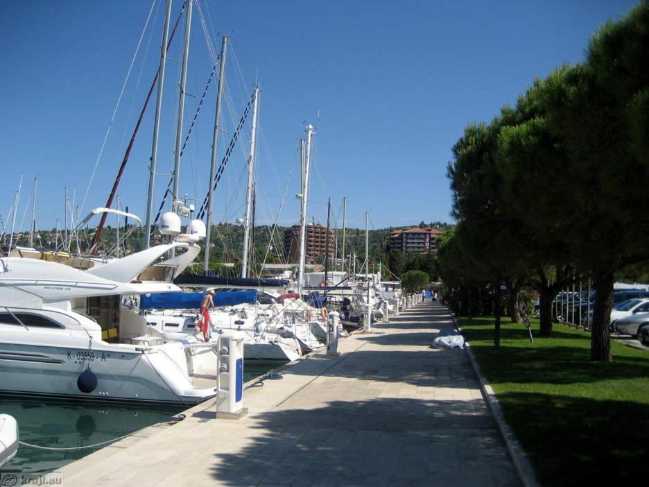 Villa Floating Sea House Miramare Portorose Esterno foto