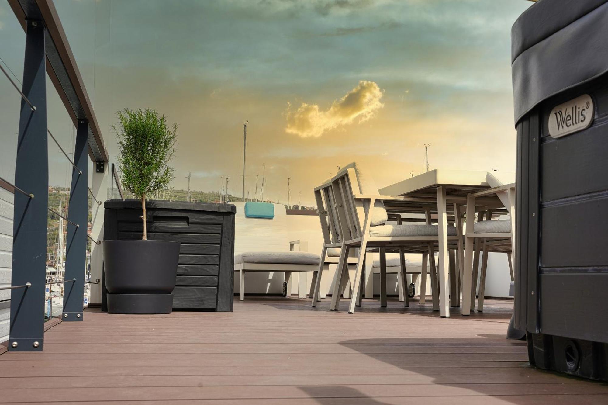 Villa Floating Sea House Miramare Portorose Esterno foto